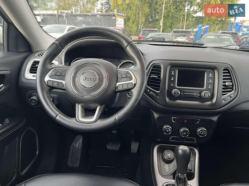 Позашляховик / Кросовер Jeep Compass 2017 в Львові