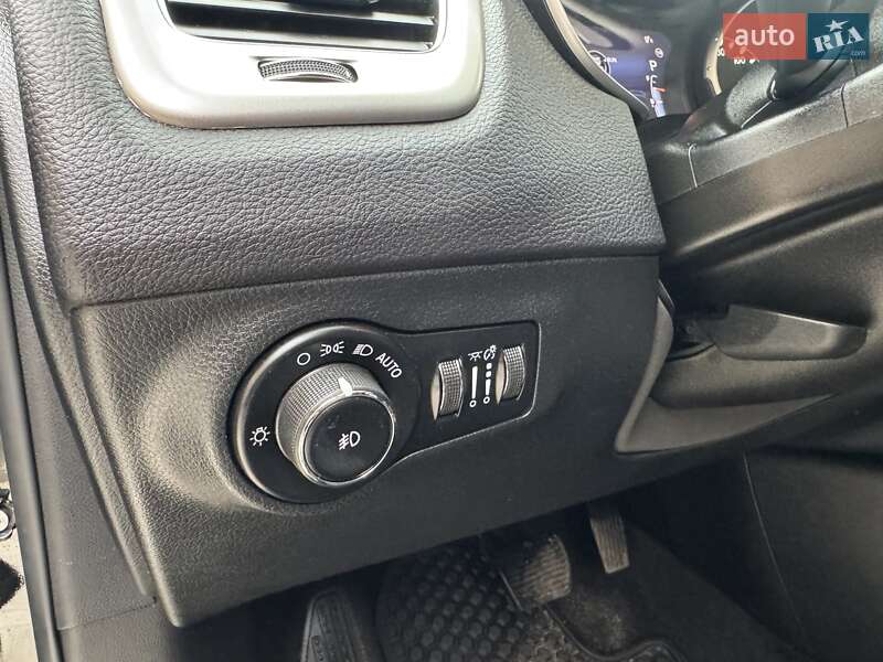 Внедорожник / Кроссовер Jeep Compass 2017 в Киеве фото 33 Внедорожник / Кроссовер Jeep Compass 2017 в Киеве