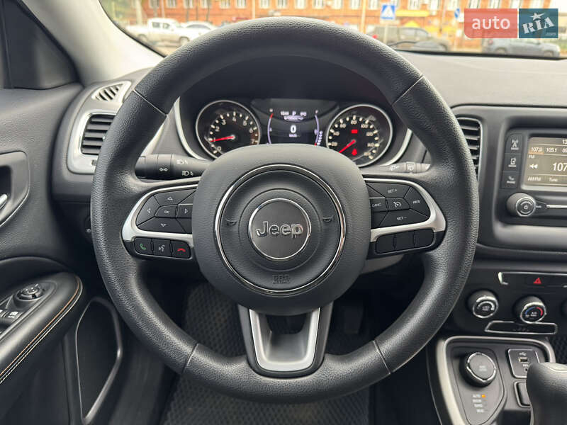 Внедорожник / Кроссовер Jeep Compass 2018 в Сумах