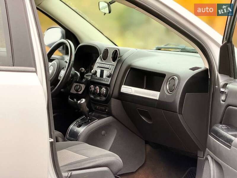 Позашляховик / Кросовер Jeep Compass 2013 в Мені фото 15 Позашляховик / Кросовер Jeep Compass 2013 в Мені