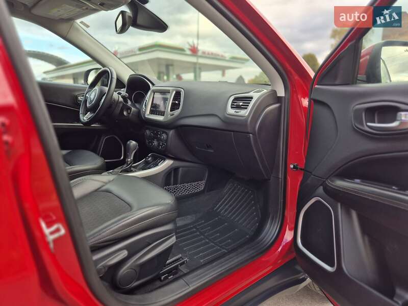 Позашляховик / Кросовер Jeep Compass 2017 в Житомирі фото 25 Позашляховик / Кросовер Jeep Compass 2017 в Житомирі
