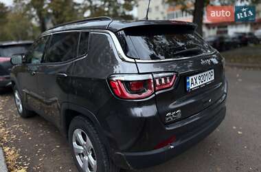 Внедорожник / Кроссовер Jeep Compass 2017 в 