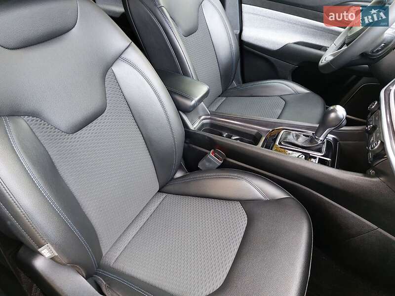 Внедорожник / Кроссовер Jeep Compass 2021 в Ромнах