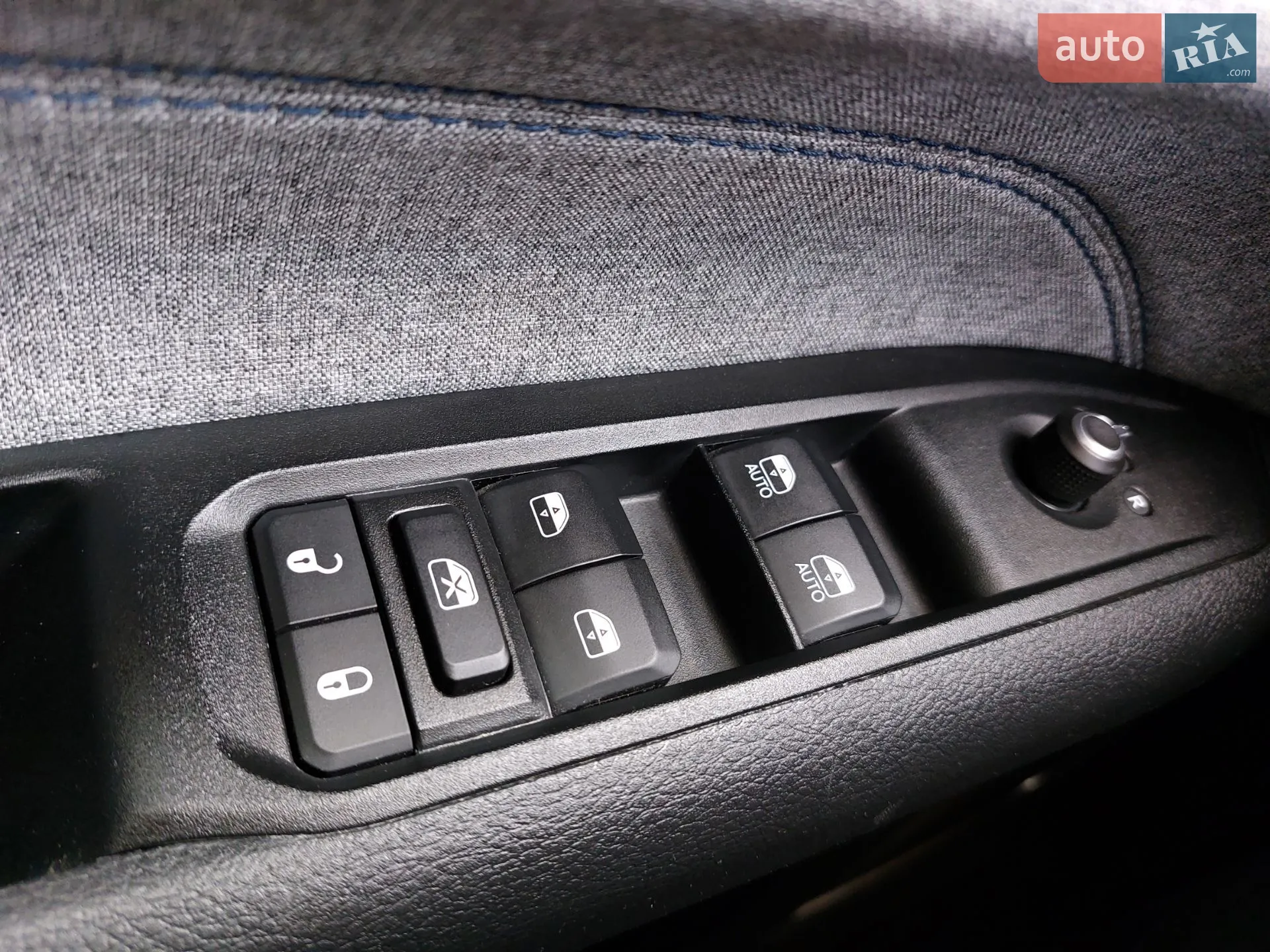 2021 Jeep Compass - мініатюра 30