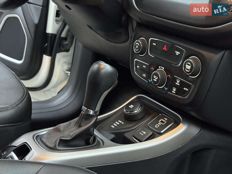 Внедорожник / Кроссовер Jeep Compass 2018 в Днепре фото 29 Внедорожник / Кроссовер Jeep Compass 2018 в Днепре