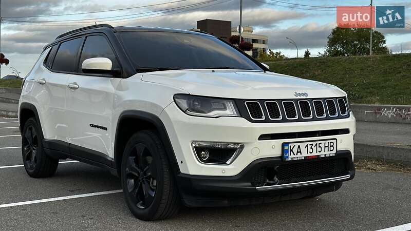 Внедорожник / Кроссовер Jeep Compass 2020 в Киеве