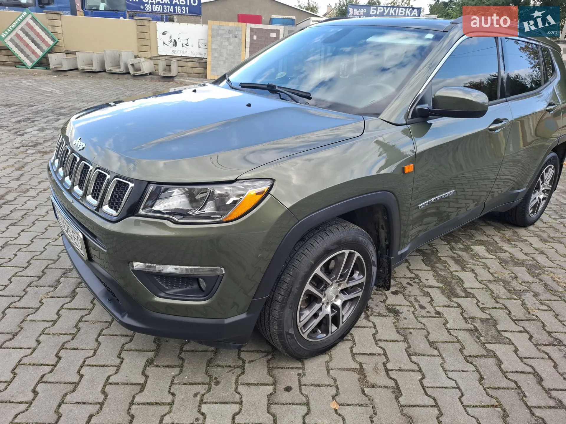 2017 Jeep Compass - мініатюра 16