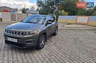 Позашляховик / Кросовер Jeep Compass 2017 в Чернівцях