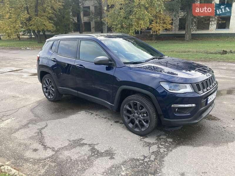 Внедорожник / Кроссовер Jeep Compass 2021 в Ромнах