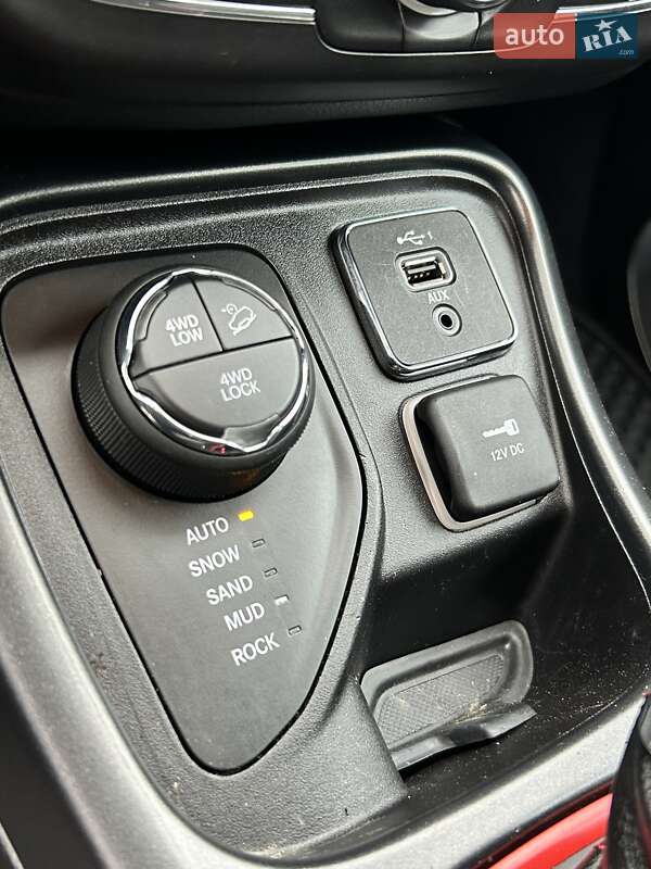 Позашляховик / Кросовер Jeep Compass 2020 в Сумах фото 28 Позашляховик / Кросовер Jeep Compass 2020 в Сумах