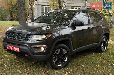 Внедорожник / Кроссовер Jeep Compass 2018 в 