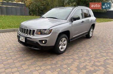 Позашляховик / Кросовер Jeep Compass 2016 в  фото 2 Позашляховик / Кросовер Jeep Compass 2016 в