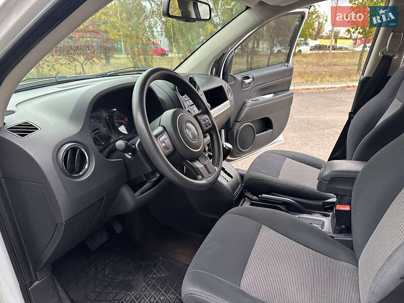 Внедорожник / Кроссовер Jeep Compass 2014 в Днепре