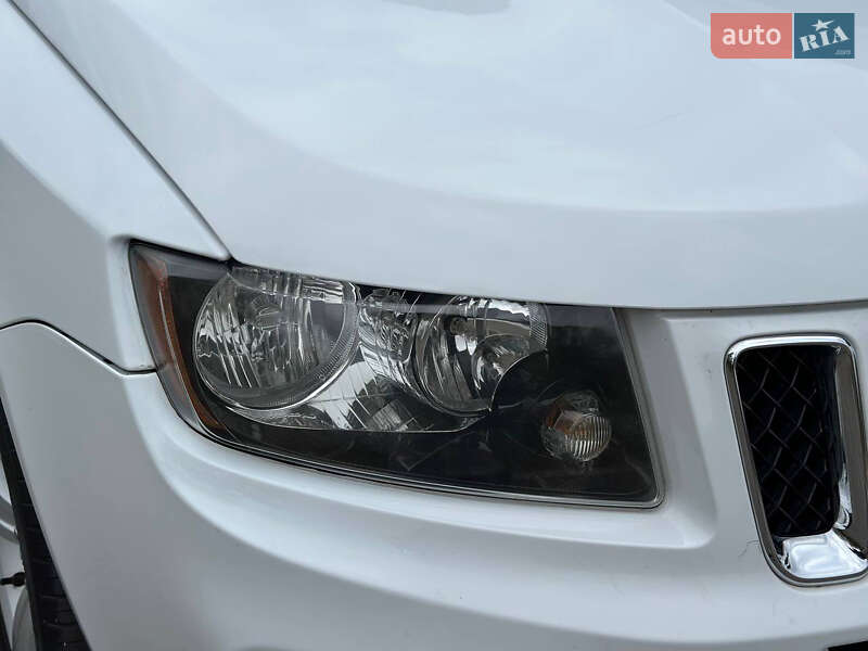 Внедорожник / Кроссовер Jeep Compass 2014 в Днепре