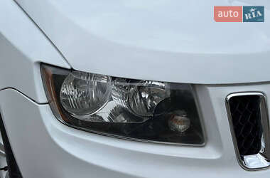 Внедорожник / Кроссовер Jeep Compass 2014 в 