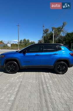Внедорожник / Кроссовер Jeep Compass 2023 в 