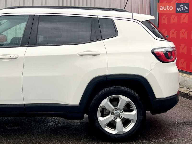 Внедорожник / Кроссовер Jeep Compass 2017 в Киеве