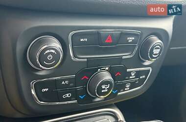 Позашляховик / Кросовер Jeep Compass 2017 в 