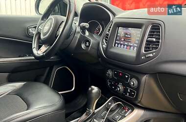 Позашляховик / Кросовер Jeep Compass 2017 в 