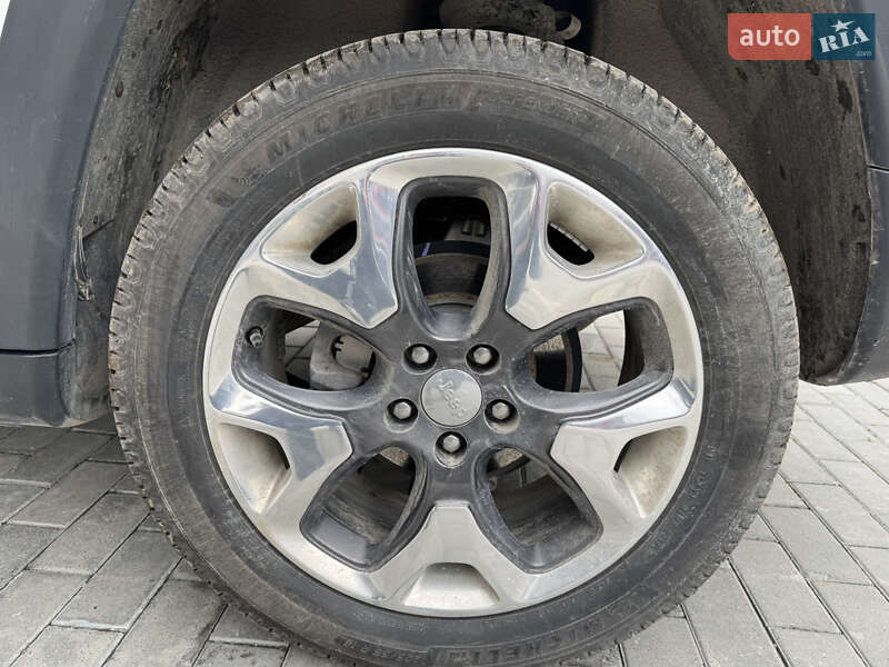 Внедорожник / Кроссовер Jeep Compass 2019 в Борщеве фото 36 Внедорожник / Кроссовер Jeep Compass 2019 в Борщеве