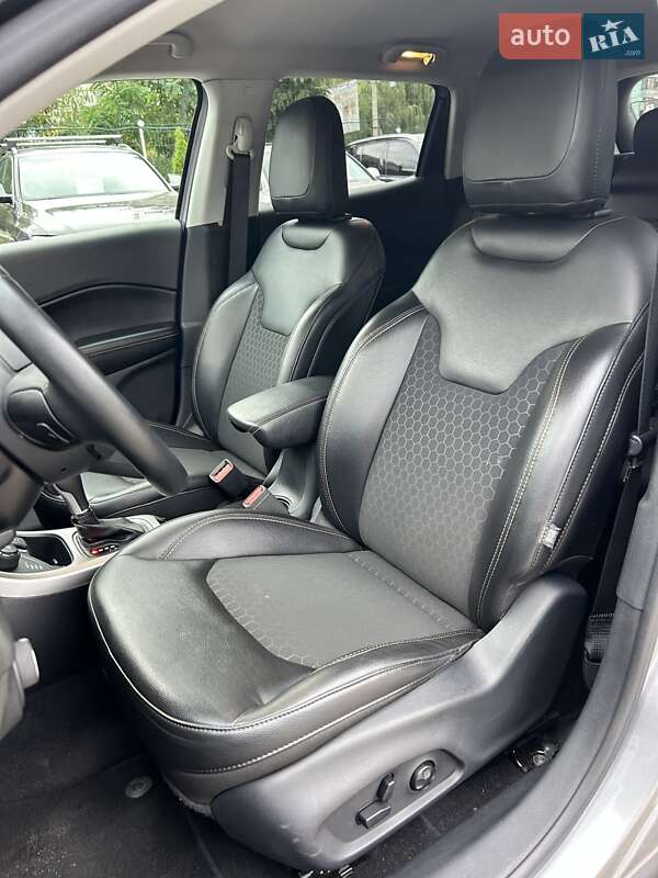 Позашляховик / Кросовер Jeep Compass 2018 в Сумах фото 18 Позашляховик / Кросовер Jeep Compass 2018 в Сумах