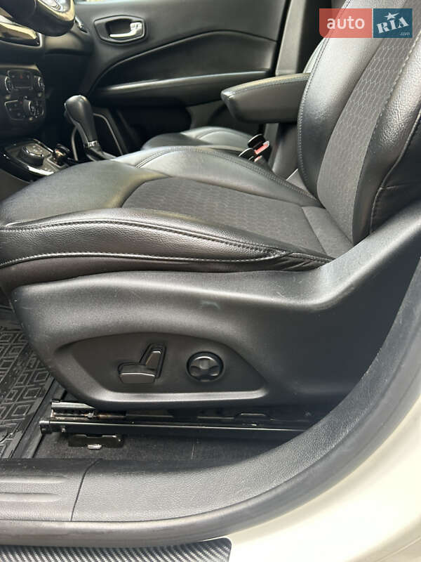 Внедорожник / Кроссовер Jeep Compass 2021 в Ивано-Франковске фото 16 Внедорожник / Кроссовер Jeep Compass 2021 в Ивано-Франковске