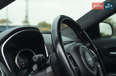 Позашляховик / Кросовер Jeep Compass 2020 в 
