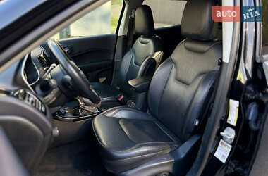 Позашляховик / Кросовер Jeep Compass 2018 в 