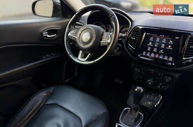 Позашляховик / Кросовер Jeep Compass 2018 в 