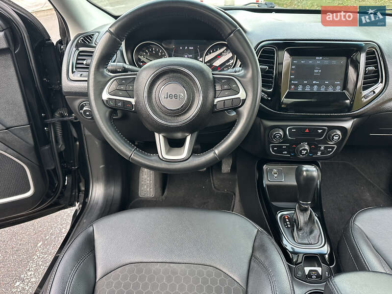 Позашляховик / Кросовер Jeep Compass 2019 в Києві фото 35 Позашляховик / Кросовер Jeep Compass 2019 в Києві