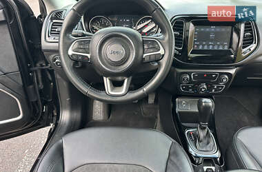Внедорожник / Кроссовер Jeep Compass 2019 в 