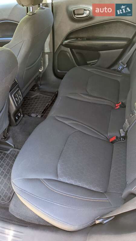 Внедорожник / Кроссовер Jeep Compass 2017 в Каменском