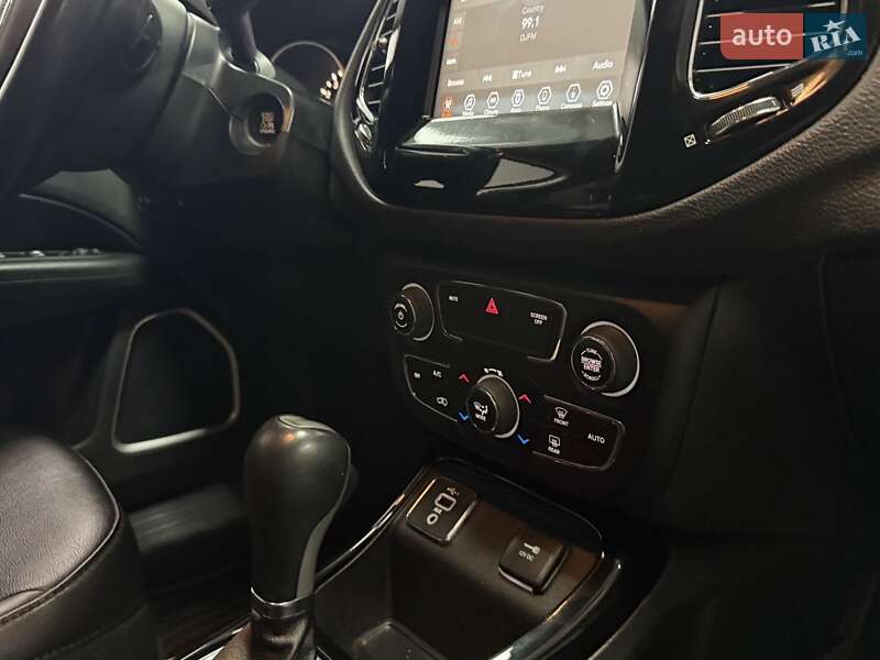 Внедорожник / Кроссовер Jeep Compass 2019 в Полтаве
