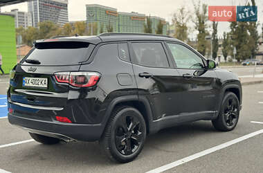 Внедорожник / Кроссовер Jeep Compass 2018 в 