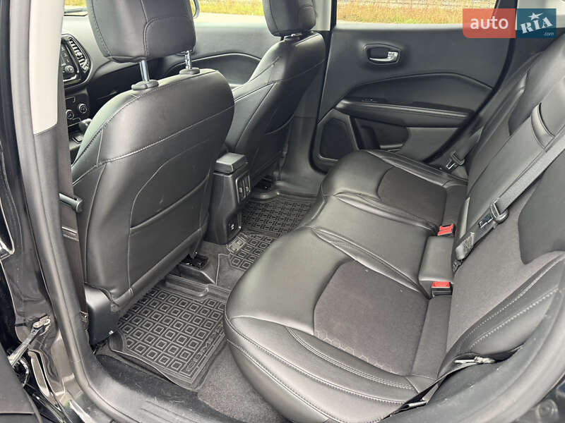 Позашляховик / Кросовер Jeep Compass 2018 в Києві фото 22 Позашляховик / Кросовер Jeep Compass 2018 в Києві