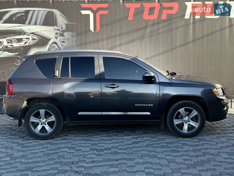 Внедорожник / Кроссовер Jeep Compass 2016 в Львове