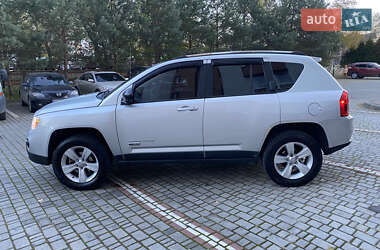 Позашляховик / Кросовер Jeep Compass 2011 в 