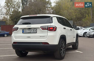 Позашляховик / Кросовер Jeep Compass 2017 в  фото 3 Позашляховик / Кросовер Jeep Compass 2017 в