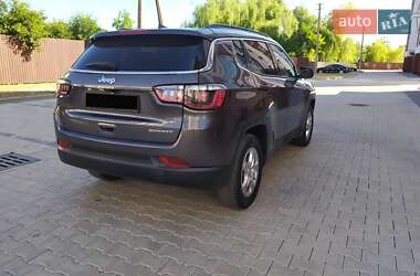 Внедорожник / Кроссовер Jeep Compass 2022 в 