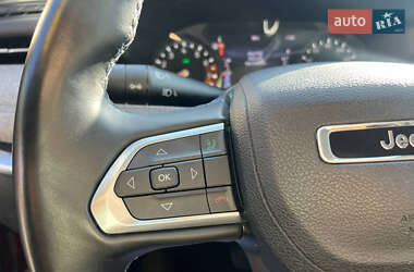 Внедорожник / Кроссовер Jeep Compass 2021 в 