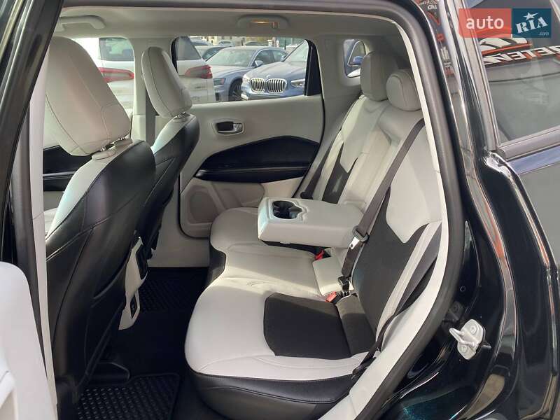 Позашляховик / Кросовер Jeep Compass 2017 в Львові