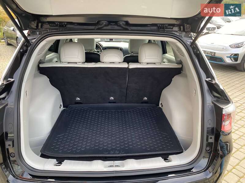 Позашляховик / Кросовер Jeep Compass 2017 в Львові