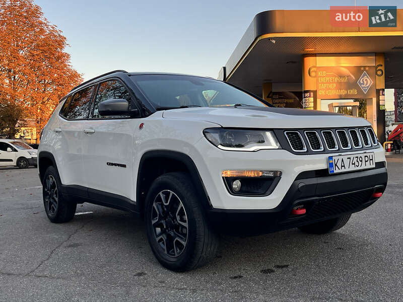 Внедорожник / Кроссовер Jeep Compass 2019 в Киеве фото 5 Внедорожник / Кроссовер Jeep Compass 2019 в Киеве