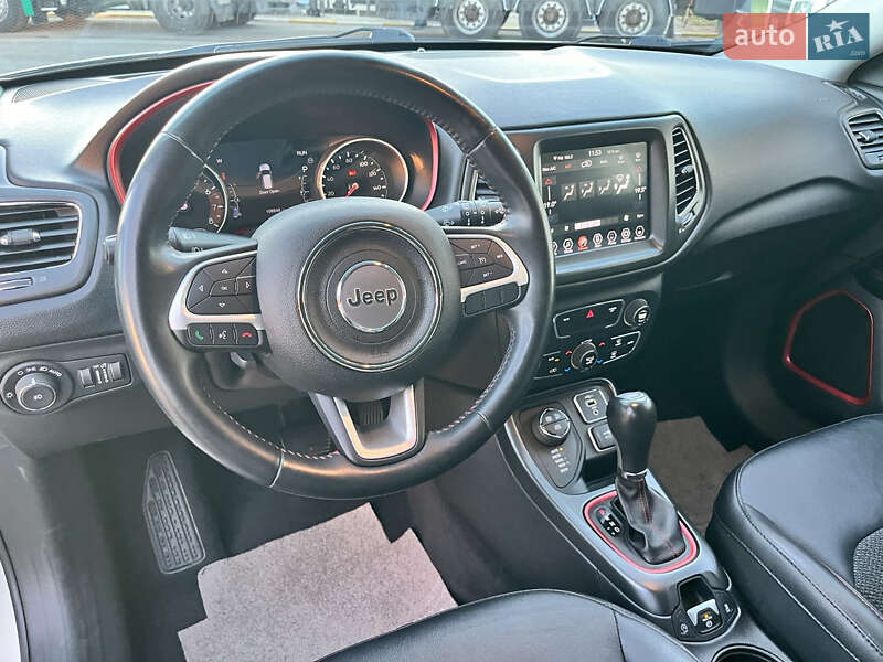 Внедорожник / Кроссовер Jeep Compass 2019 в Киеве фото 36 Внедорожник / Кроссовер Jeep Compass 2019 в Киеве