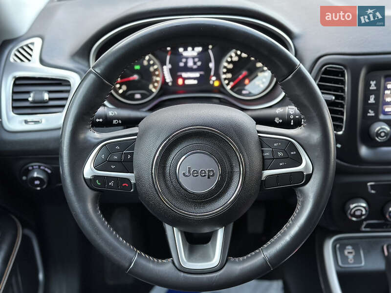 Внедорожник / Кроссовер Jeep Compass 2018 в Луцке