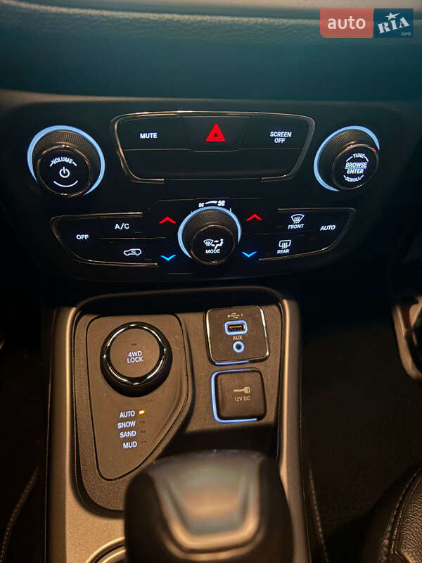 Позашляховик / Кросовер Jeep Compass 2020 в Києві фото 3 Позашляховик / Кросовер Jeep Compass 2020 в Києві