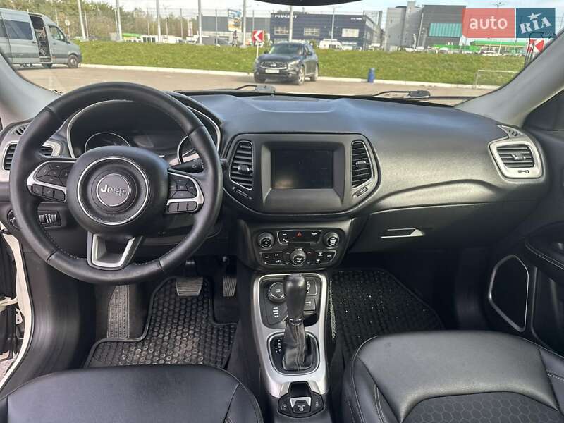 Позашляховик / Кросовер Jeep Compass 2019 в Львові фото 18 Позашляховик / Кросовер Jeep Compass 2019 в Львові