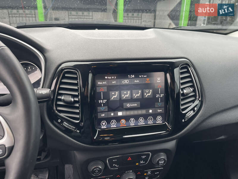 Позашляховик / Кросовер Jeep Compass 2021 в Чернівцях