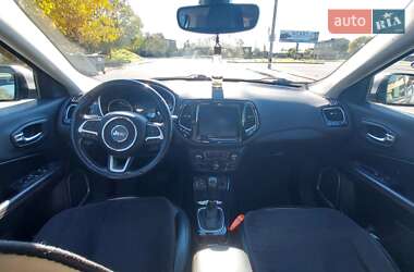 Позашляховик / Кросовер Jeep Compass 2019 в  фото 14 Позашляховик / Кросовер Jeep Compass 2019 в