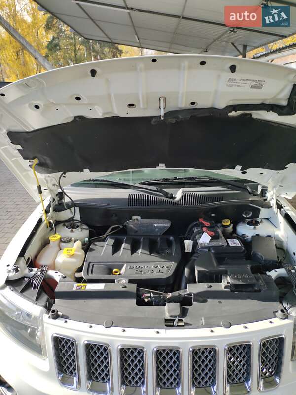 Позашляховик / Кросовер Jeep Compass 2016 в Сумах